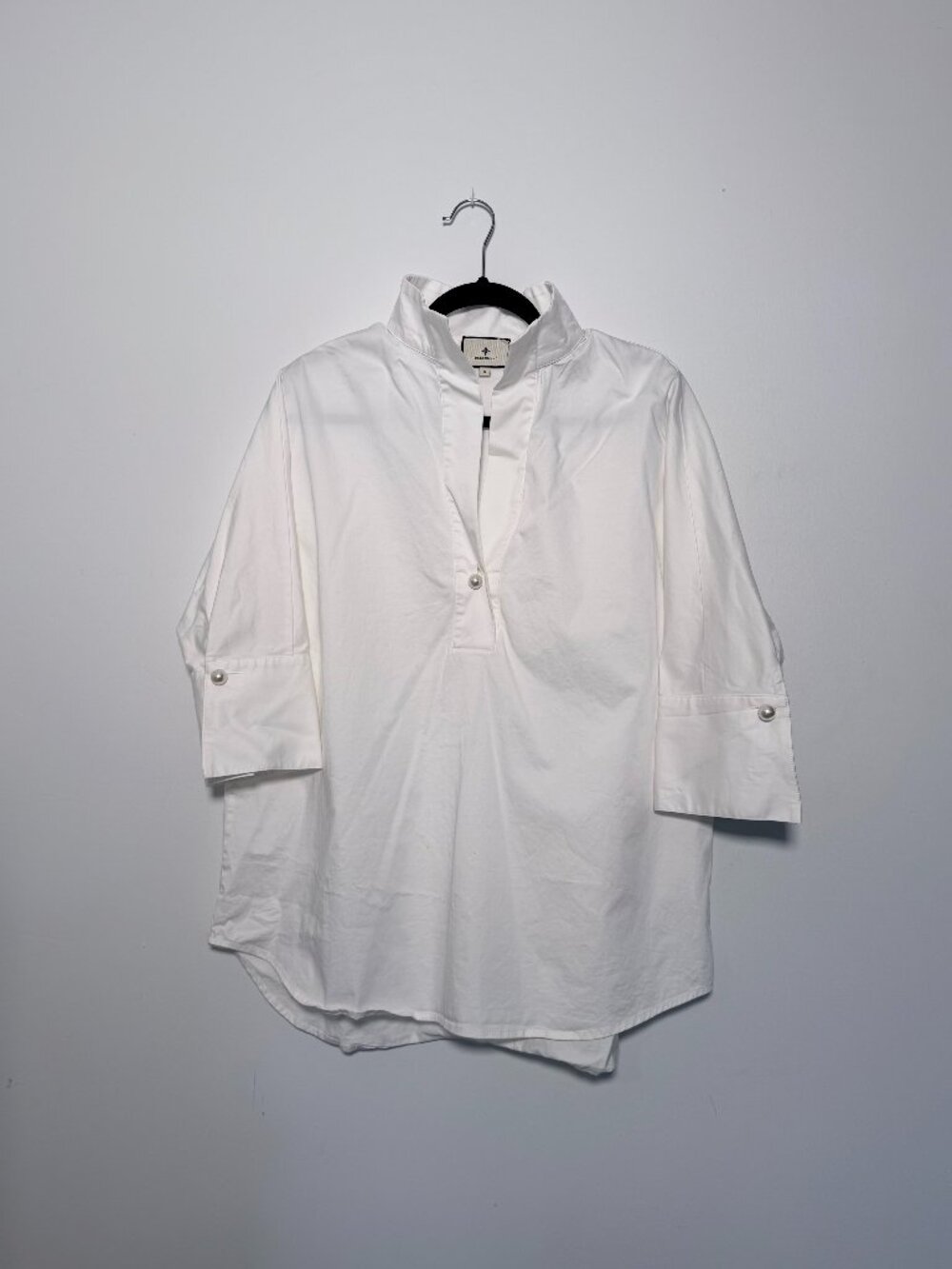 Tuckernuck Blanc Willow Blouse White Pearl Button Tunic Pullover